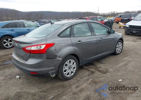 2012 Ford Focus Se из США, поврежденный, VIN 1FAHP3F20CL461023